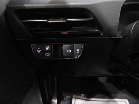 Used 2022 Kia EV6 Wind image 36