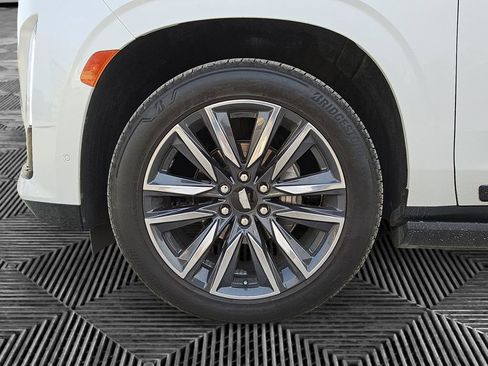 Used 2023 Cadillac Escalade ESV Sport w/ Touring Package image 14