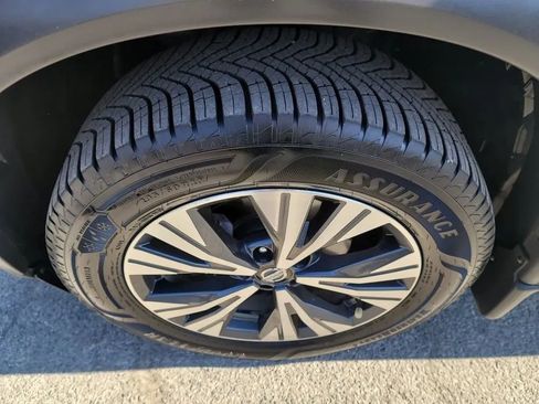 Used 2021 Nissan Rogue SV AWD/4WD image 28