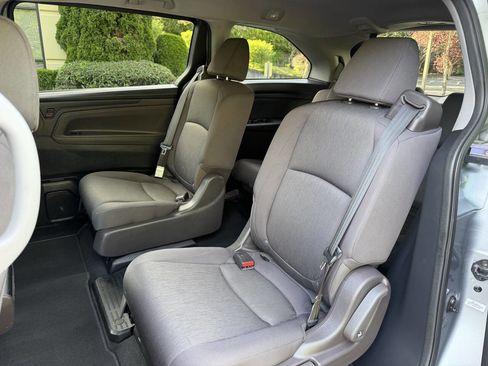 Used 2019 Honda Odyssey LX image 24