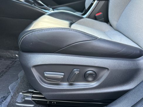 Certified 2019 Toyota Corolla XSE FWD image 14