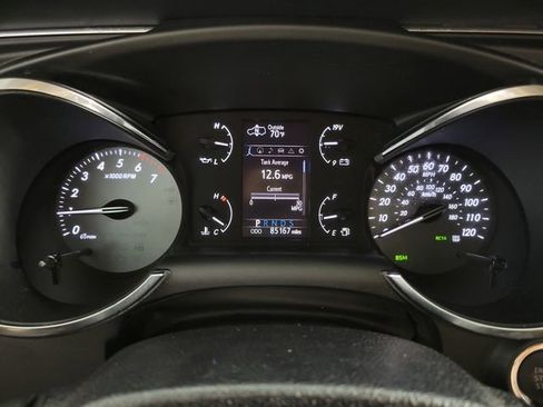 Used 2020 Toyota Sequoia Platinum image 24