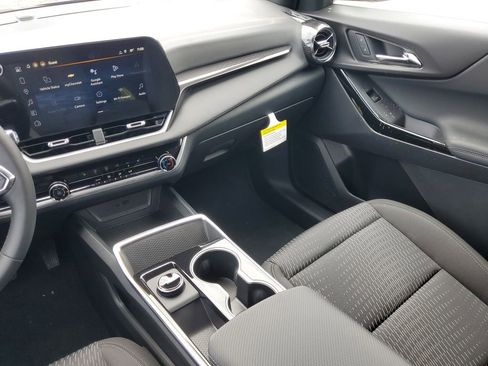 New 2026 Chevrolet Equinox LT w/ Midnight Edition FWD image 13
