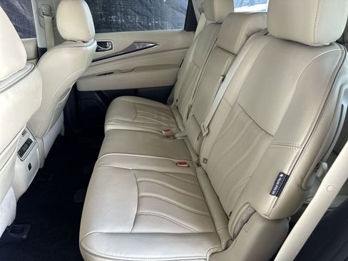 Used 2019 INFINITI QX60 Luxe w/ Essential Package image 25