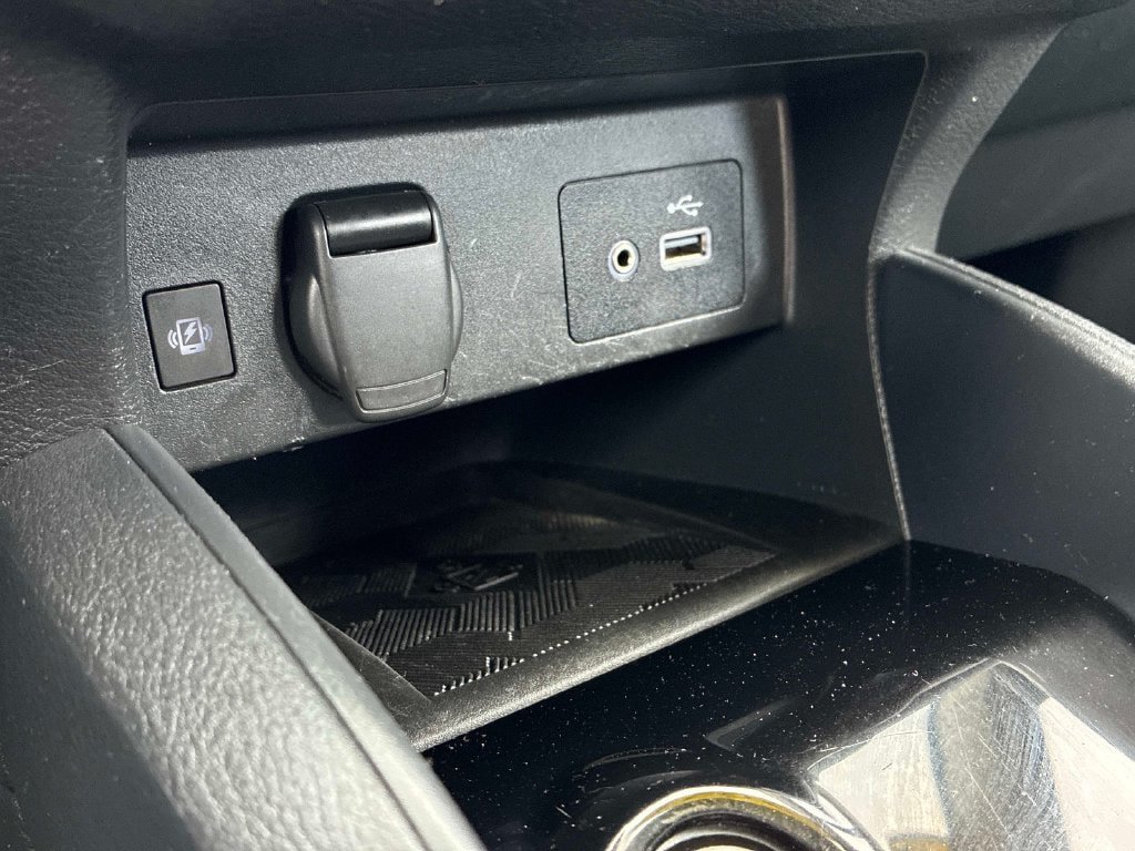 Certified 2024 Nissan Versa SV FWD image 28