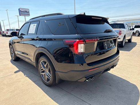 Used 2026 Ford Explorer ST w/ Sun And Sound Package AWD/4WD image 5