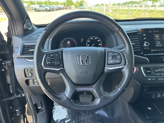 Used 2025 Honda Ridgeline TrailSport image 30