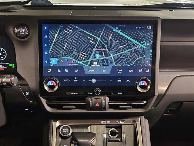 Used 2024 Lexus GX 550 w/ Cold Area Package AWD/4WD image 14