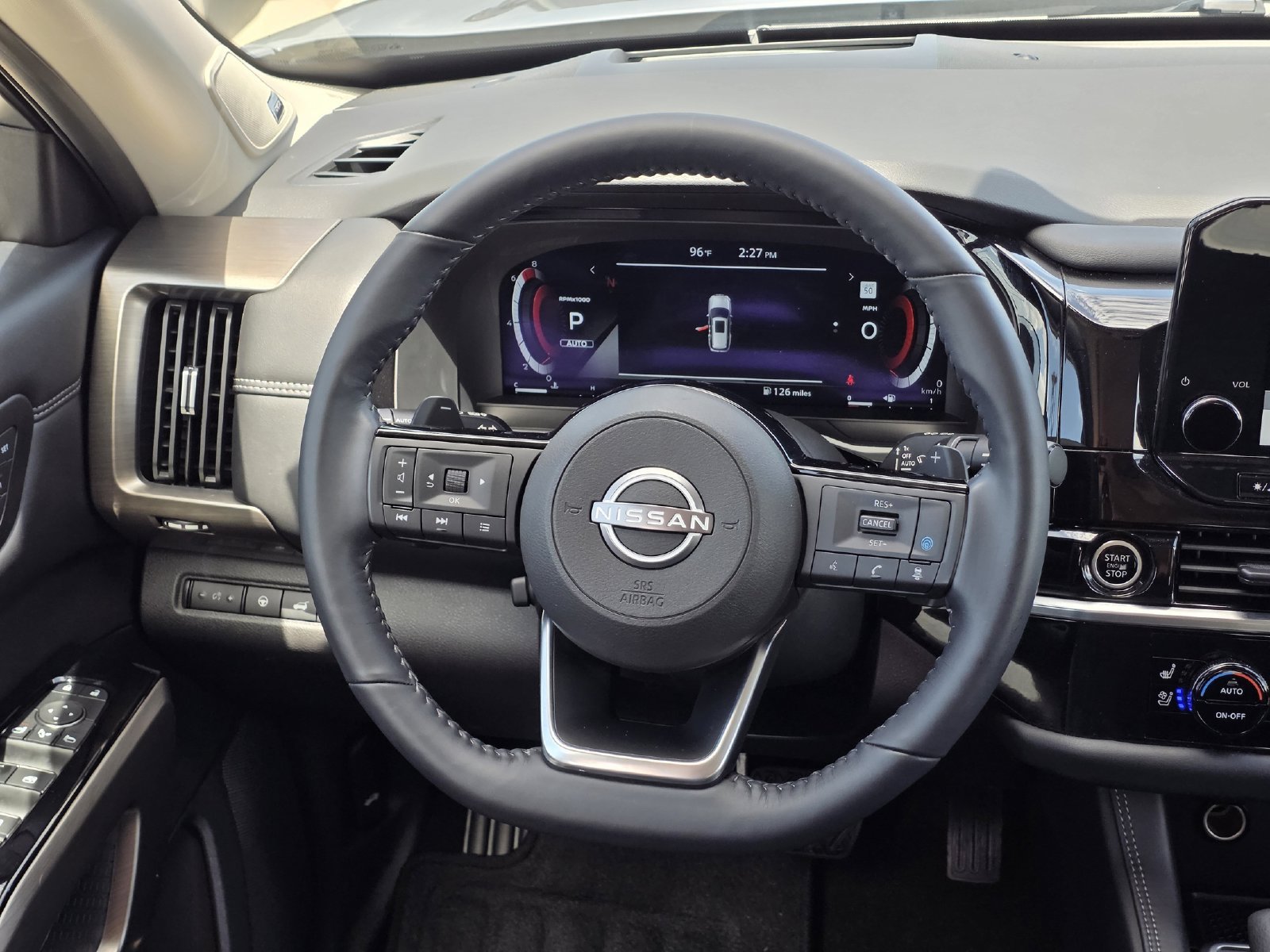 Used 2024 Nissan Pathfinder Platinum w/ Cargo Package AWD/4WD image 31