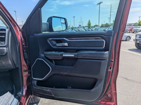 Used 2020 RAM 1500 Laramie AWD/4WD image 39