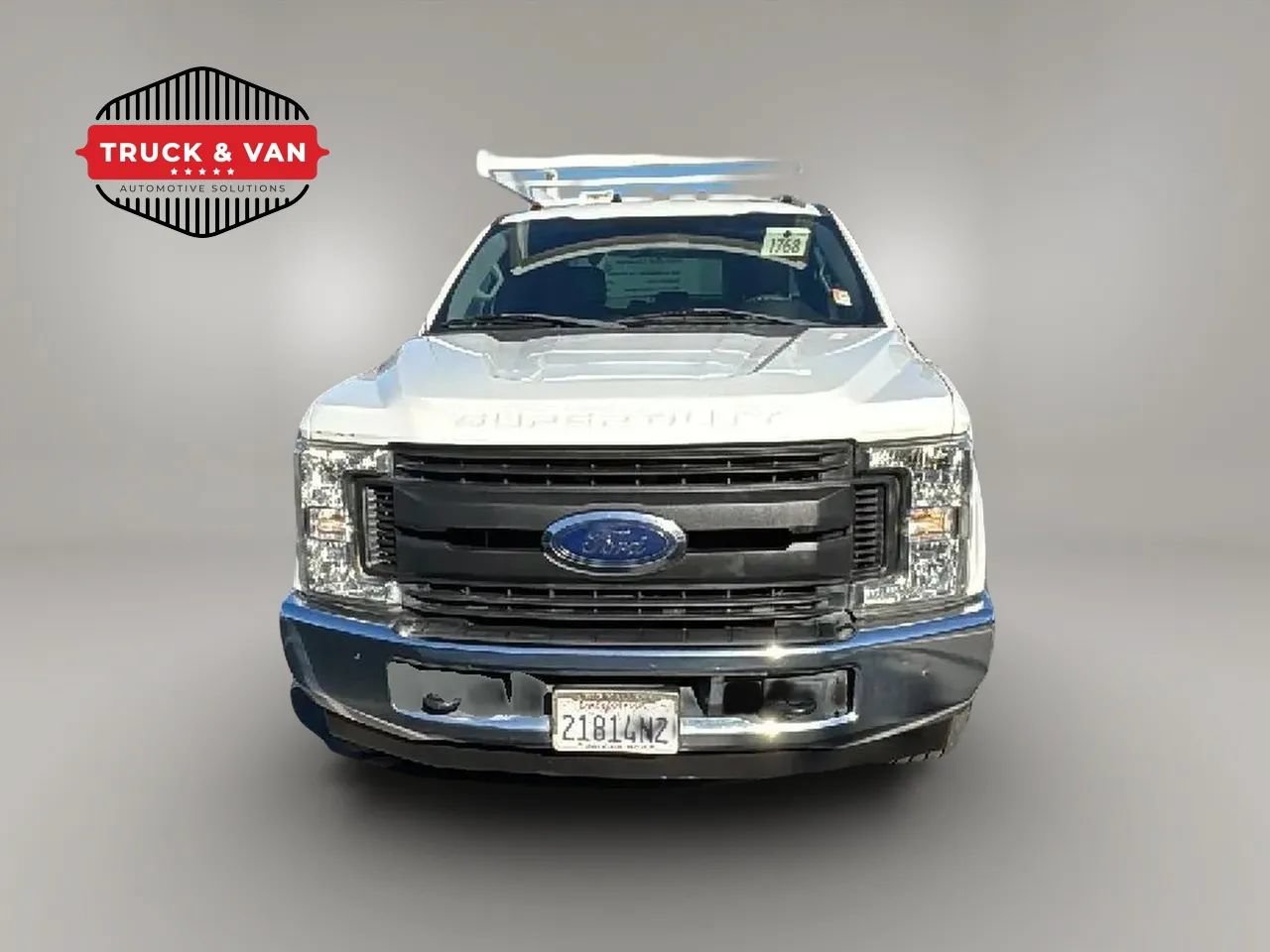Used 2018 Ford F350 XL w/ Power Equipment Group RWD image 2
