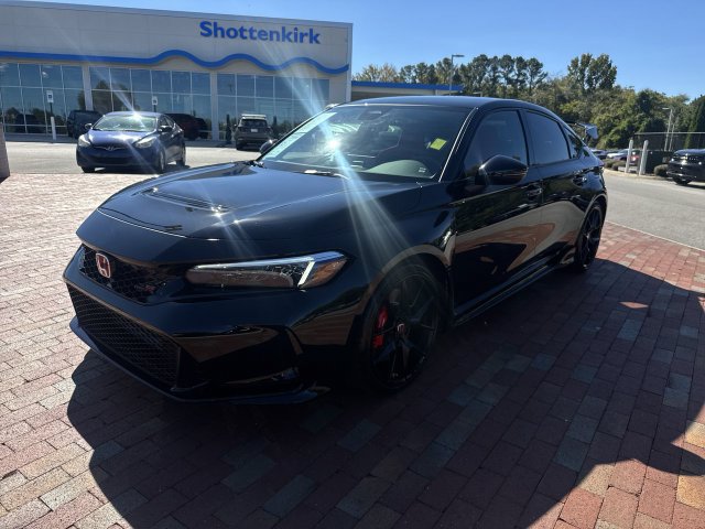 Certified 2026 Honda Civic Type R image 1