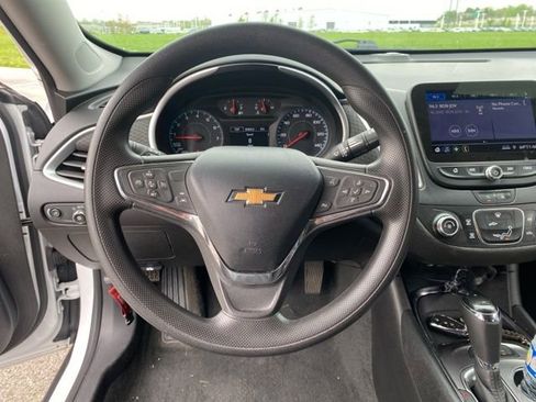 Used 2020 Chevrolet Malibu LS w/ Driver Confidence Package II FWD image 12