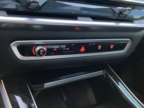 Used 2025 BMW X5 xDrive50e w/ M Sport Package image 24