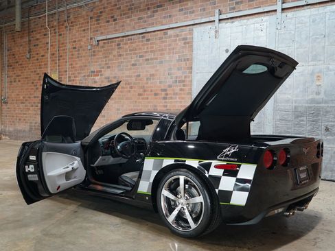 Used 2008 Chevrolet Corvette Coupe w/ Preferred Equipment Group image 28