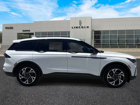 New 2026 Lincoln Nautilus Premier w/ Equipment Group 102A AWD/4WD image 2
