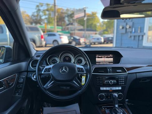 Used 2013 Mercedes-Benz C 300 4MATIC Sedan image 14