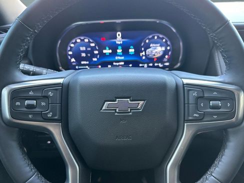 Used 2023 Chevrolet Tahoe Z71 w/ Z71 Off-Road Package AWD/4WD image 15