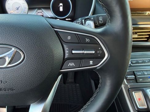 Used 2023 Hyundai Santa Fe Limited image 15