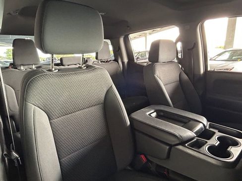 Used 2022 Chevrolet Silverado 1500 Custom image 36