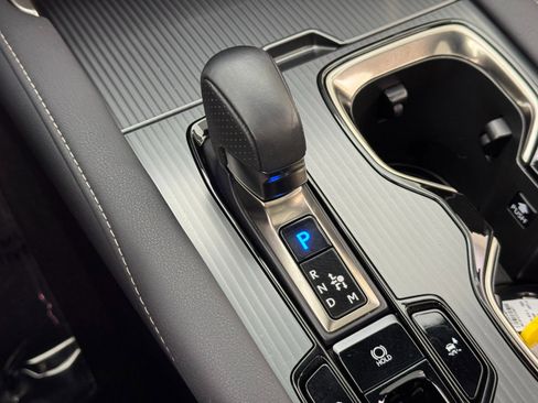 Used 2023 Lexus RX 500h F Sport image 35