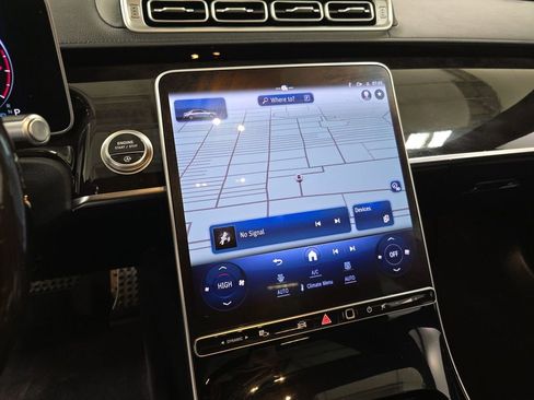 Used 2022 Mercedes-Benz S 500 4MATIC w/ AMG Line Package image 6