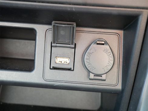 Certified 2024 Toyota 4Runner SR5 Premium image 22