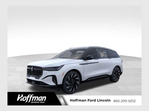 New 2026 Lincoln Nautilus Reserve w/ Jet Appearance Package image 30