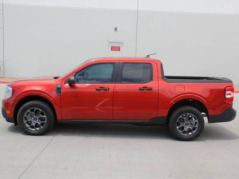 Used 2024 Ford Maverick XLT FWD image 8