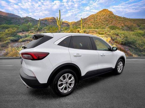 Used 2024 Ford Escape Active FWD image 4