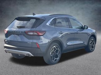 New 2026 Ford Escape Platinum w/ Premium Technology Package video 3