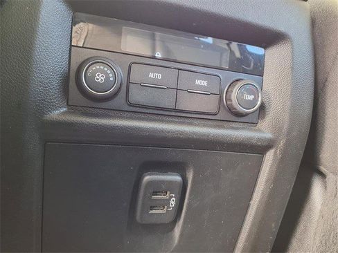 Certified 2021 Chevrolet Traverse LS image 15