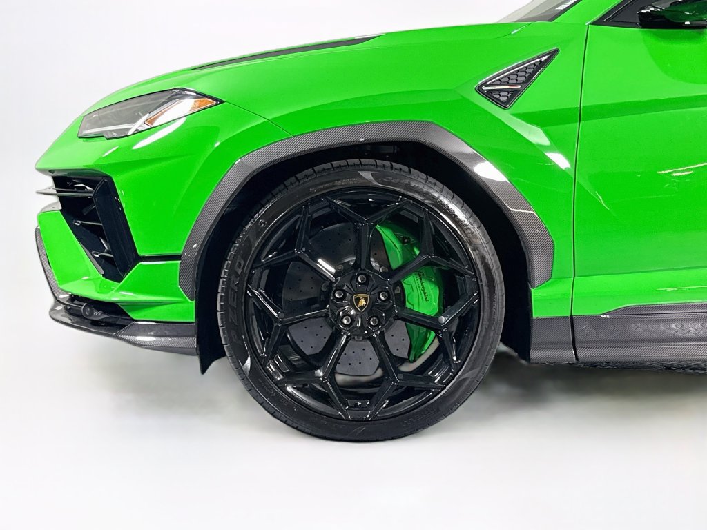Used 2024 Lamborghini Urus Performante AWD/4WD image 28