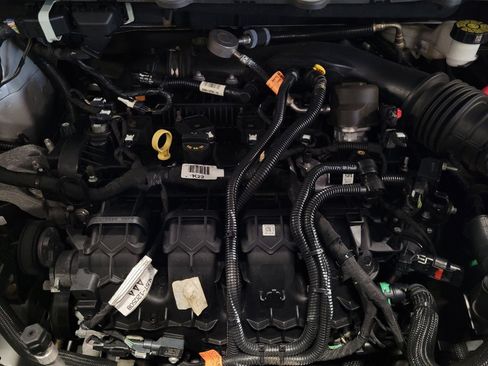 Used 2023 Ford Edge Titanium image 30