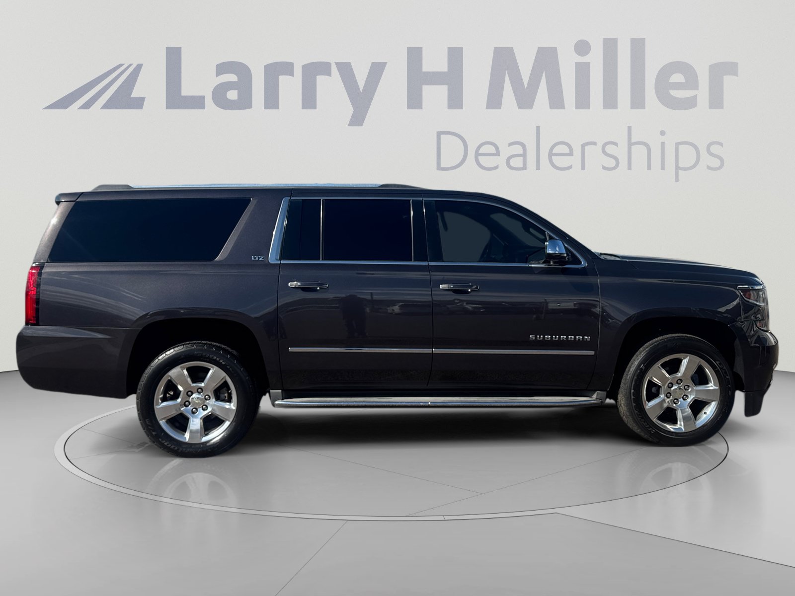 Used 2015 Chevrolet Suburban LTZ AWD/4WD image 6