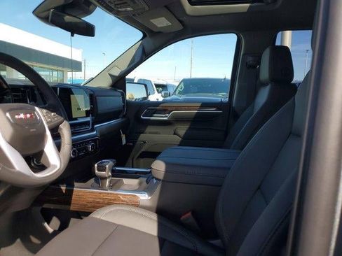 New 2026 GMC Sierra 1500 Elevation w/ Elevation Premium Package image 17