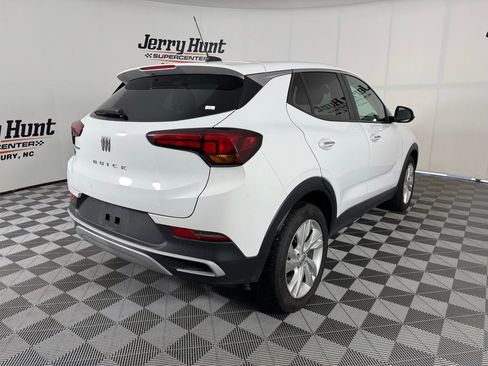 Used 2024 Buick Encore GX Preferred FWD image 7