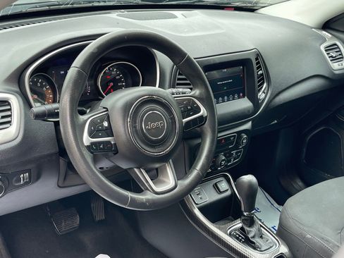 Used 2019 Jeep Compass Sport FWD image 11