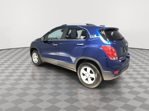 Certified 2017 Chevrolet Trax LT w/ LT Convenience Package AWD/4WD image 7