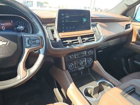 Used 2023 Chevrolet Suburban High Country image 20