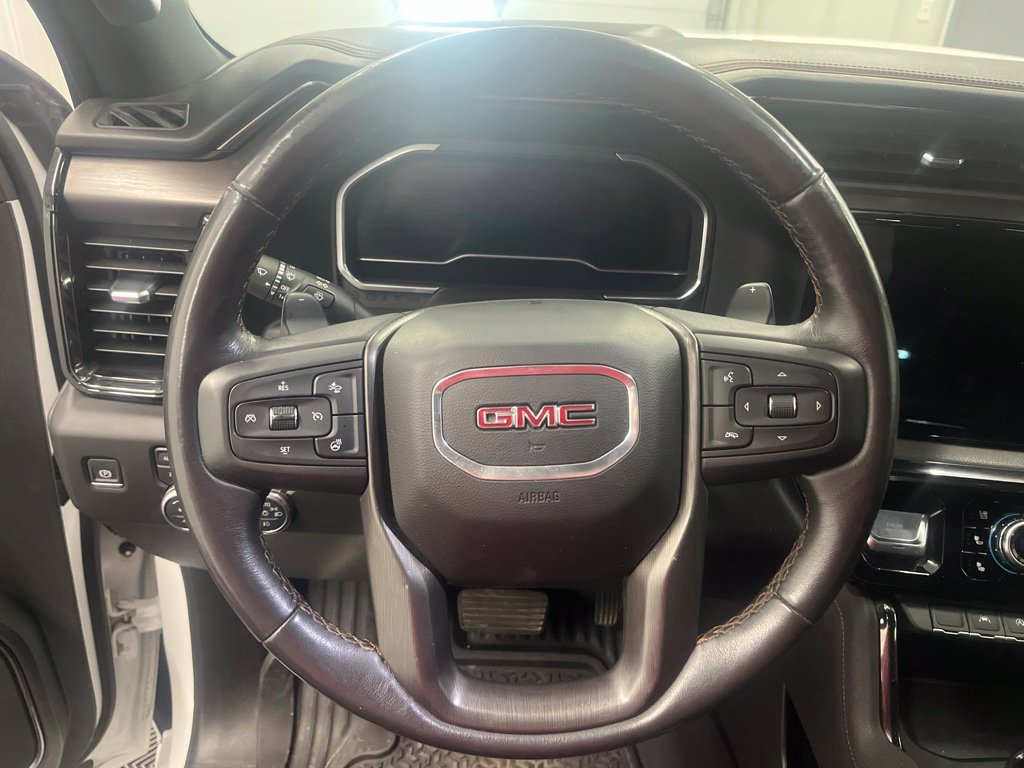 Used 2022 GMC Sierra 1500 AT4 w/ AT4 Preferred Package AWD/4WD image 23
