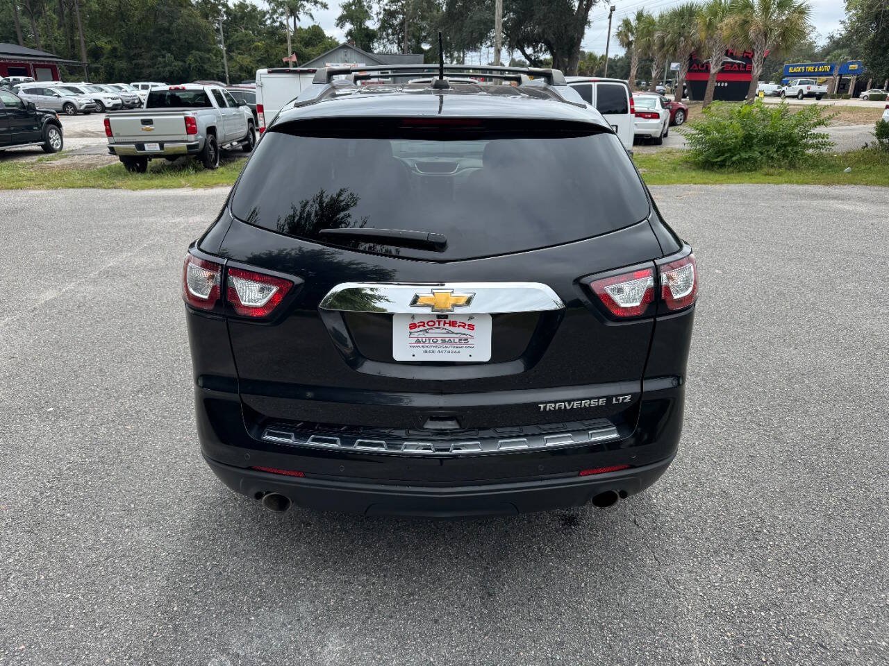 Used 2016 Chevrolet Traverse LTZ FWD image 5