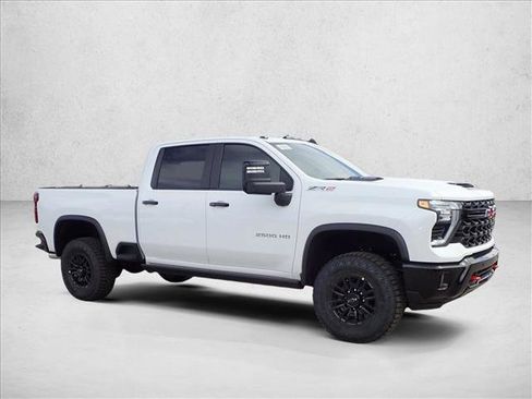 New 2026 Chevrolet Silverado 2500 ZR2 AWD/4WD image 5