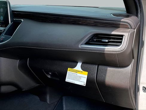 Used 2021 Chevrolet Tahoe LS RWD image 19
