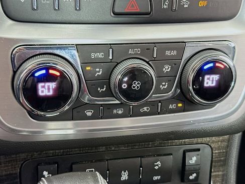 Used 2017 GMC Acadia Limited SLT AWD/4WD image 21