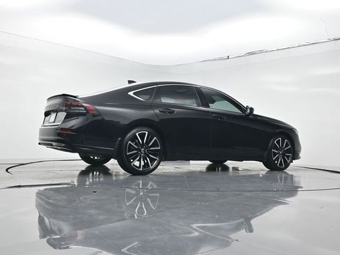 Used 2025 Honda Accord Touring image 21