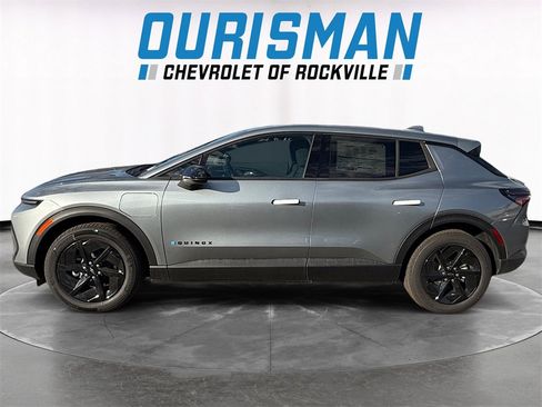 New 2026 Chevrolet Equinox EV LT w/ Midnight Package image 3