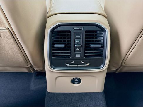 New 2026 Porsche Macan image 27