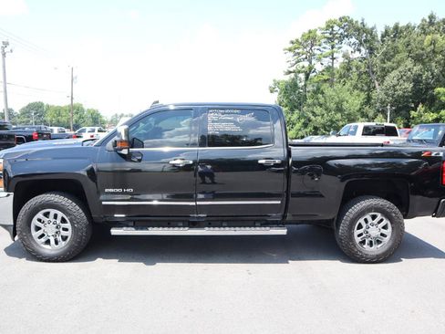 Used 2019 Chevrolet Silverado 2500 LTZ w/ Duramax Plus Package AWD/4WD image 6