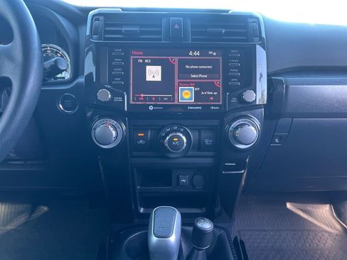 Used 2022 Toyota 4Runner TRD Off-Road Premium w/ Moonroof Package AWD/4WD image 12